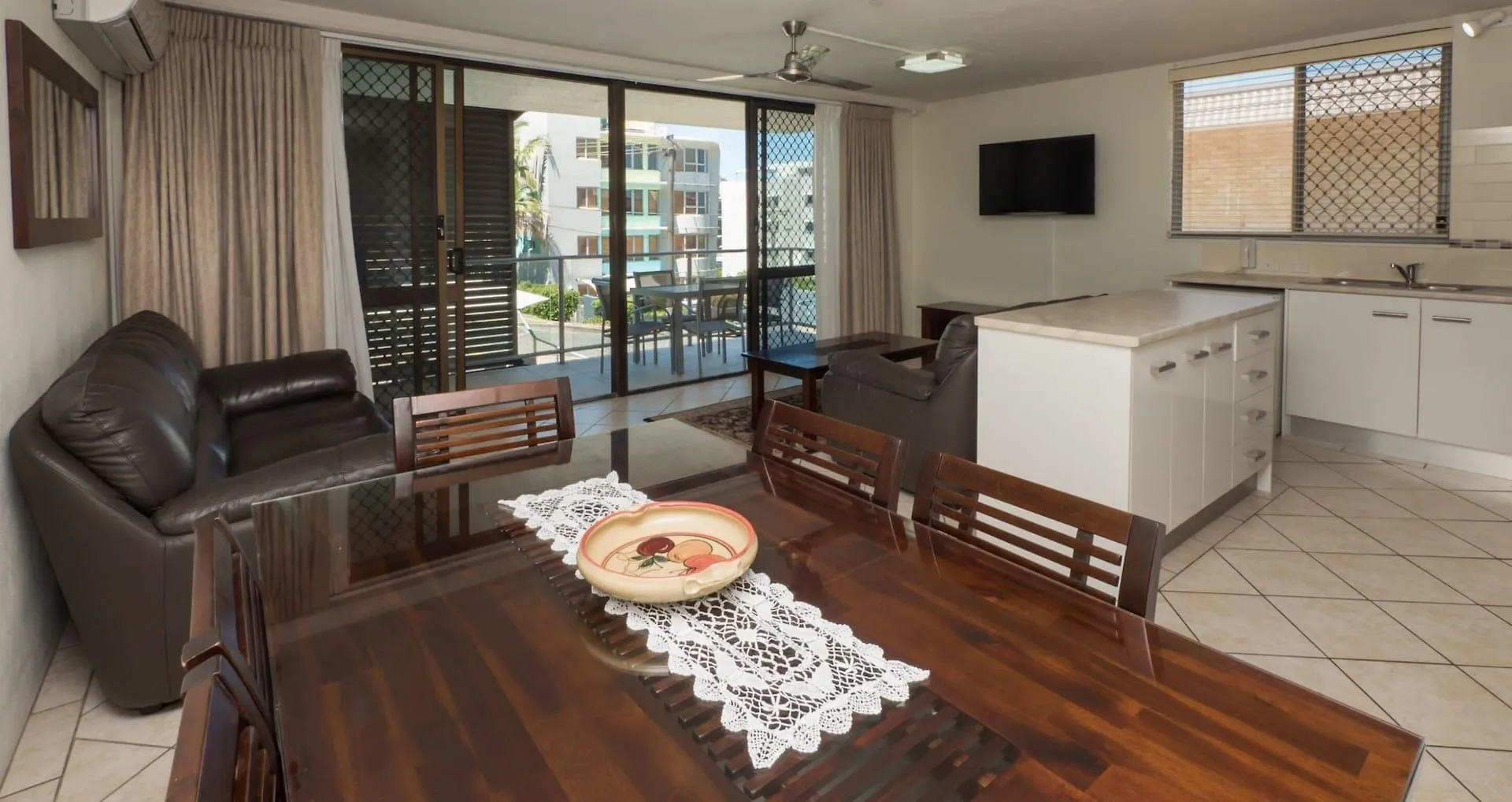 Merrima Court Holidays Aparthotel Caloundra