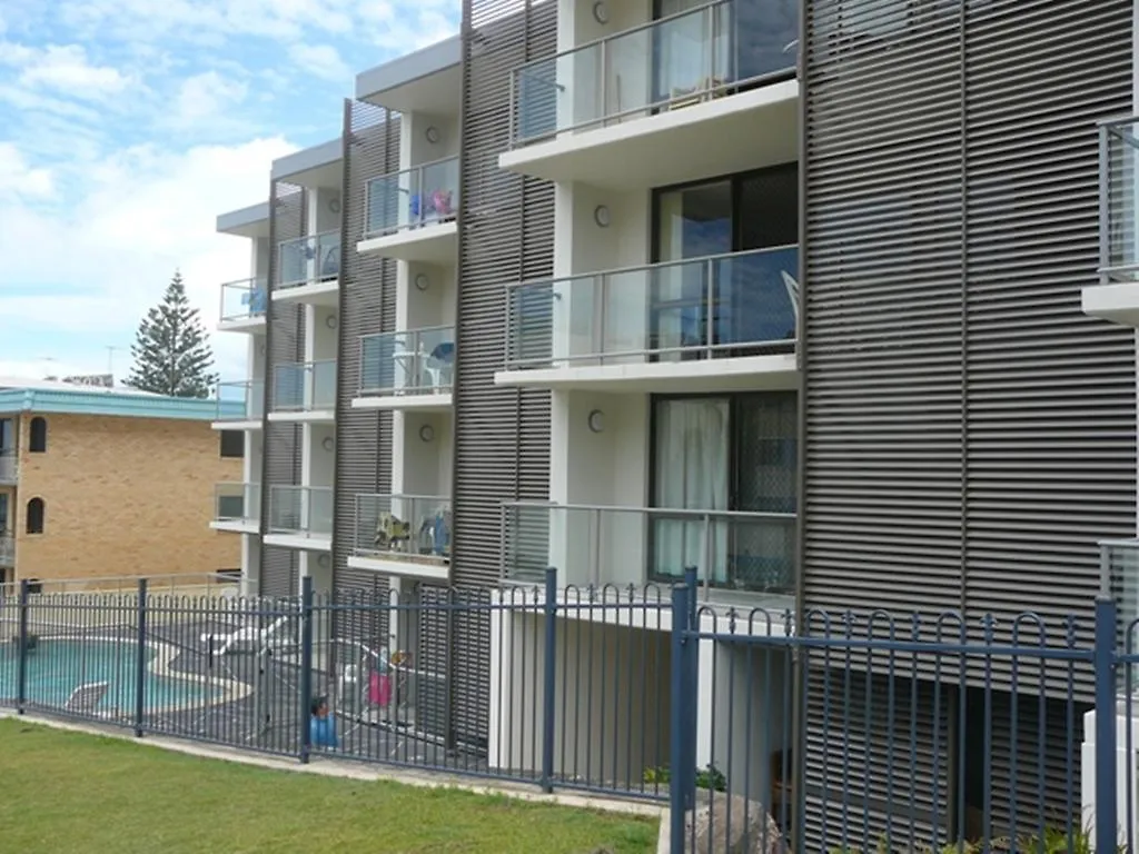 Merrima Court Holidays Aparthotel Caloundra