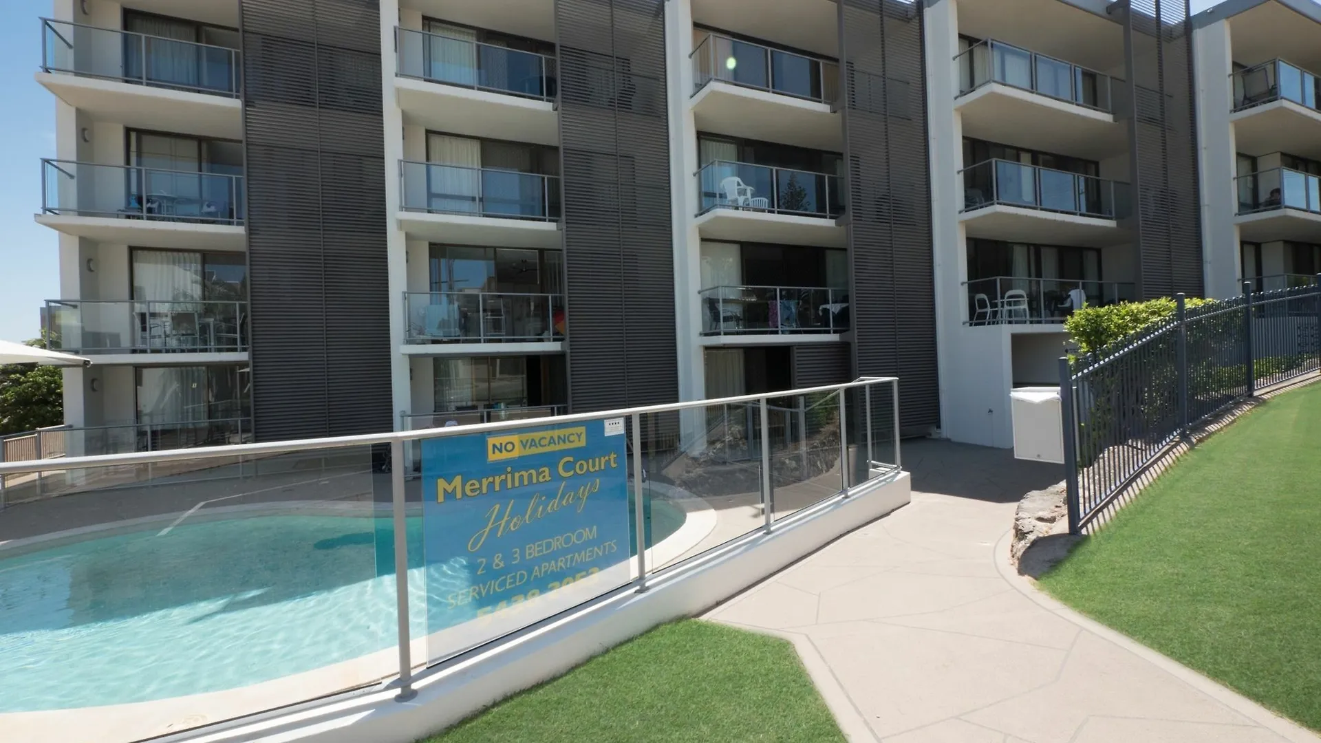 Merrima Court Holidays Aparthotel Caloundra