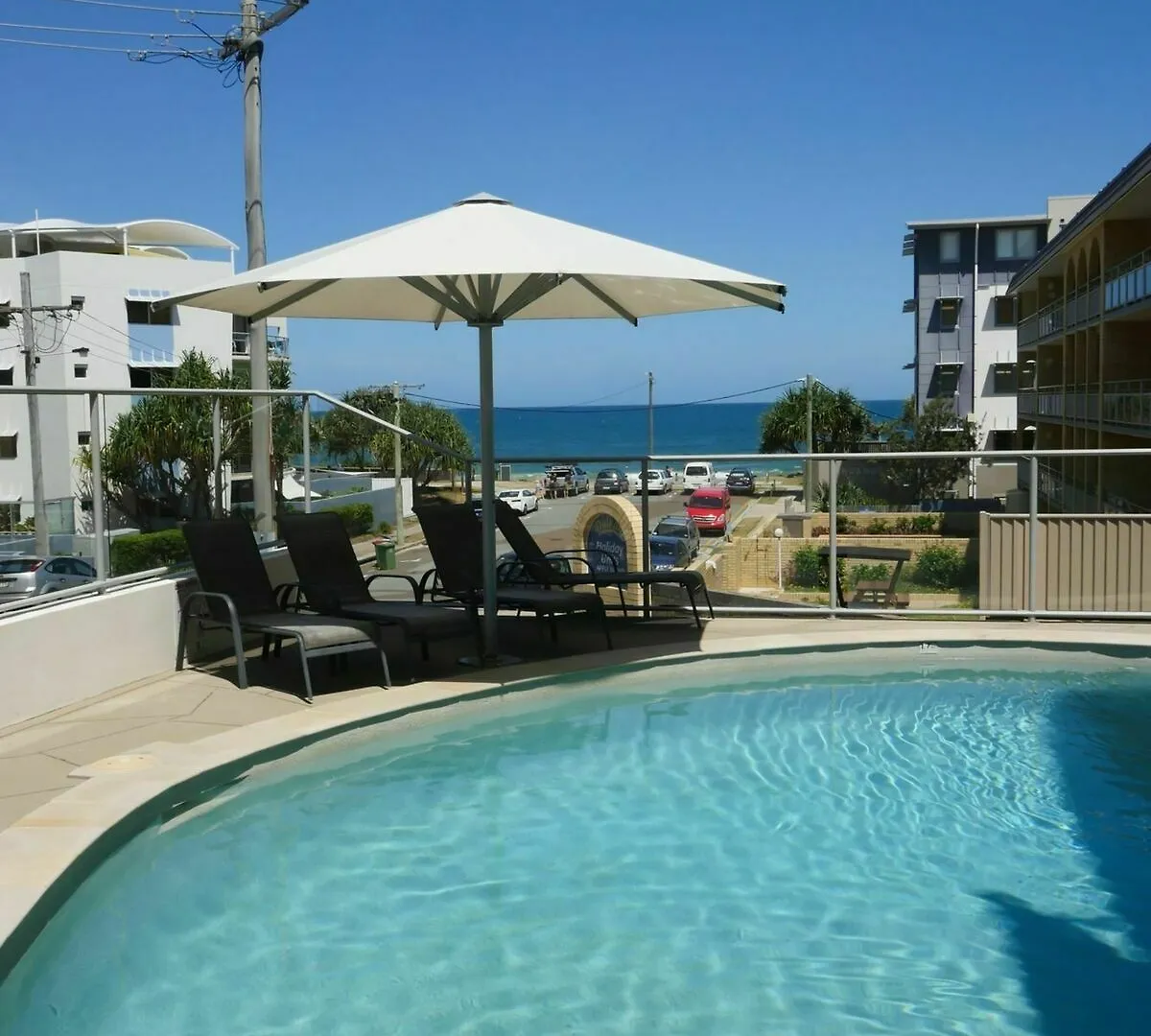 Merrima Court Holidays Aparthotel Caloundra